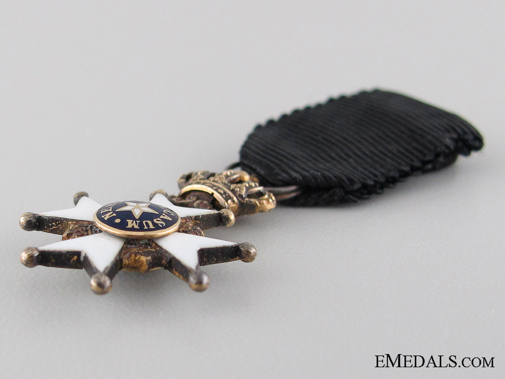a_miniature_order_of_the_north_star_img_03.jpg534551a891902