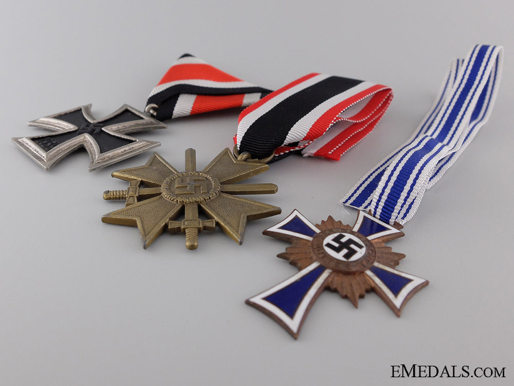 three_third_reich_awards_img_03.jpg542aaa7688699