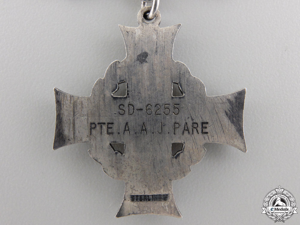 a_korean_war_period_canadian_memorial_cross_img_03.jpg554e1dc4c4d4a