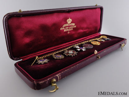 a_fine_miniature_group_of_eight_by_godet&_sohn,_berlin_img_03.jpg544a6a8261e33