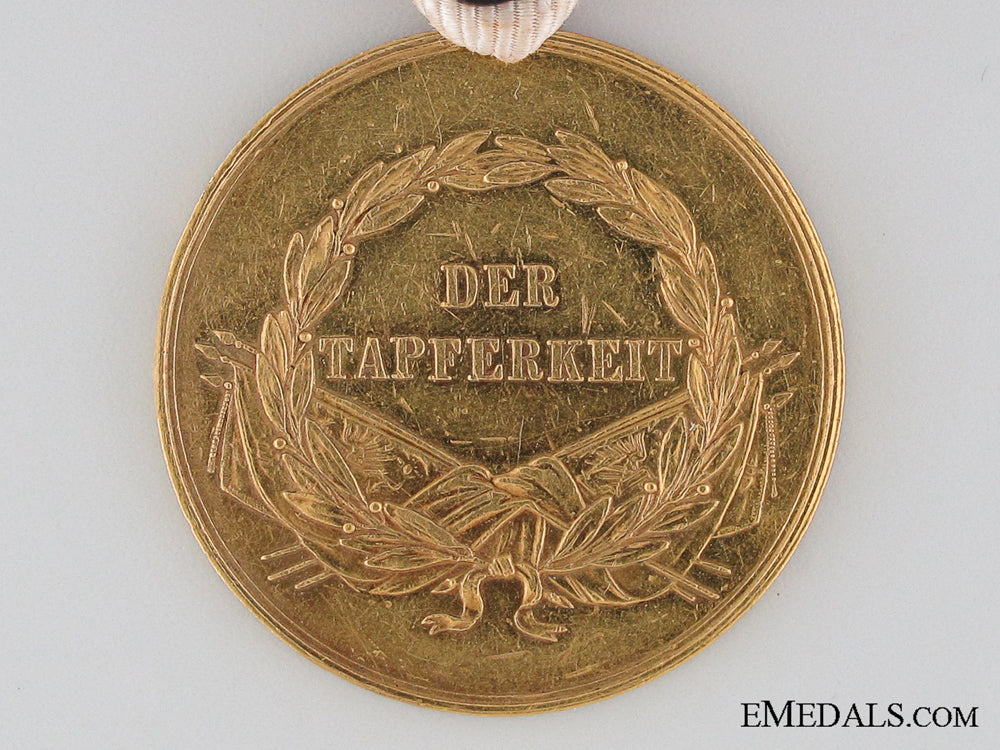austrian_golden_bravery_medal_in_gold_img_03.jpg52f54b9da1e16