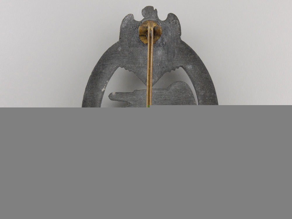 a_silver_grade_tank_assault_badge_img_03.jpg558068155b8dc