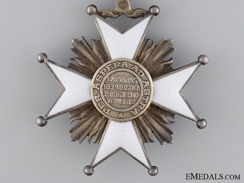 a_latvian_order_of_the_three_stars;_knight's_breast_badge_img_03.jpg53c5765b81562