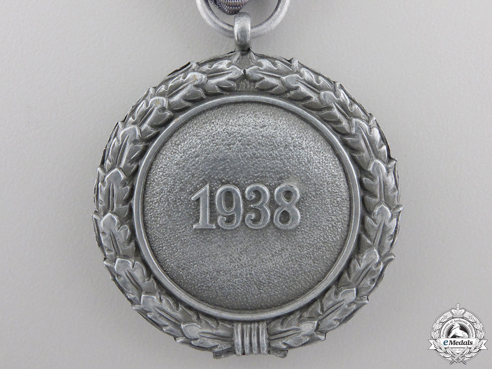 a_luftwaffe_air_defence_honour_decoration;2_nd_class_img_03.jpg5550eb6c7f760