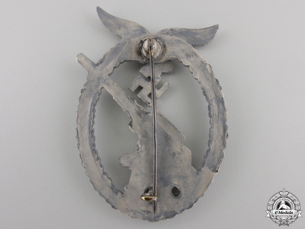 a_late_war_luftwaffe_flak_badge_img_03.jpg5563594806317