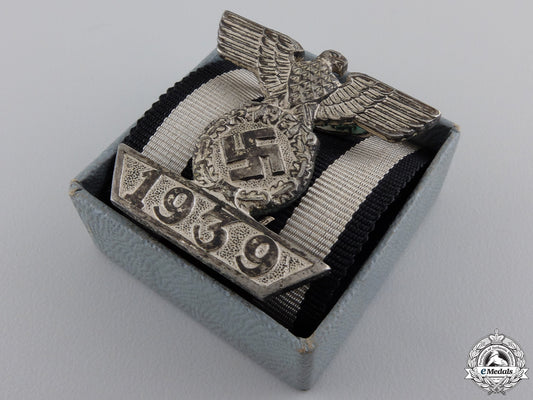 a_clasp_to_iron_cross2_nd_class1939_in_ldo_case_img_03.jpg5510685e46d76