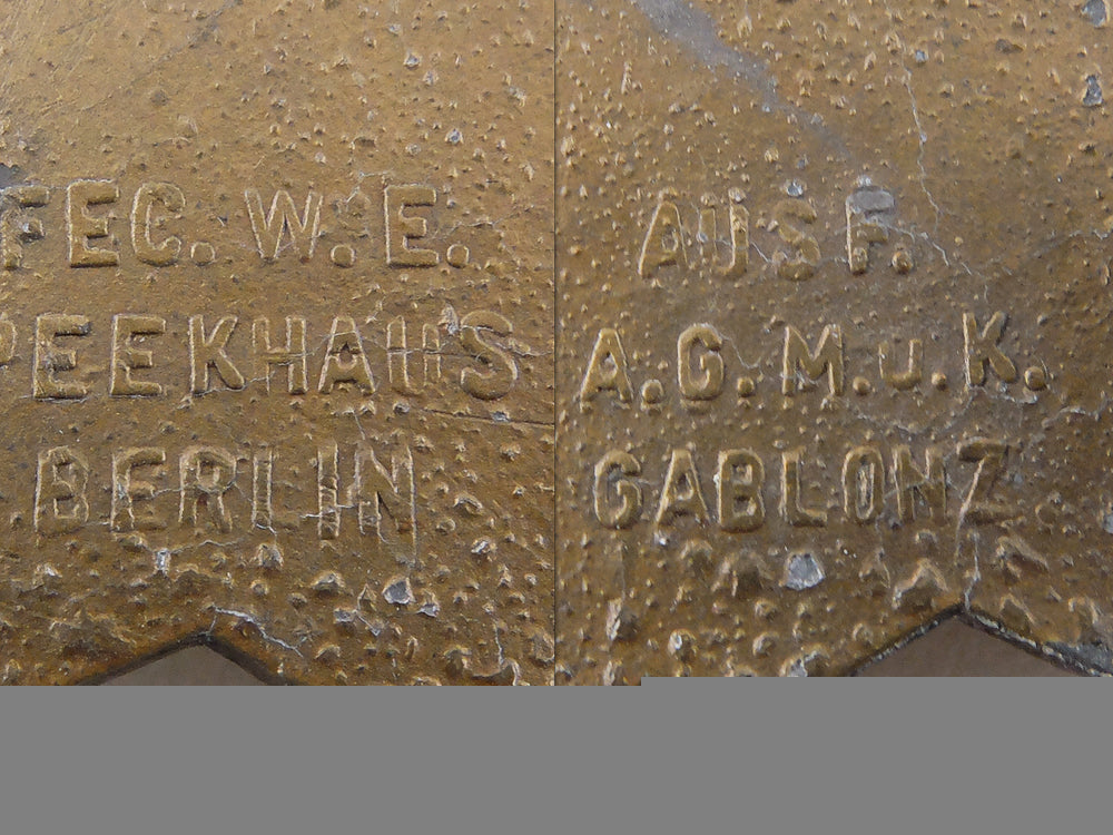 a_bronze_grade_close_combat_clasp_by_arbeitsgemeinschaft_metall_und_kunststoff_img_03.jpg55882c1b54024