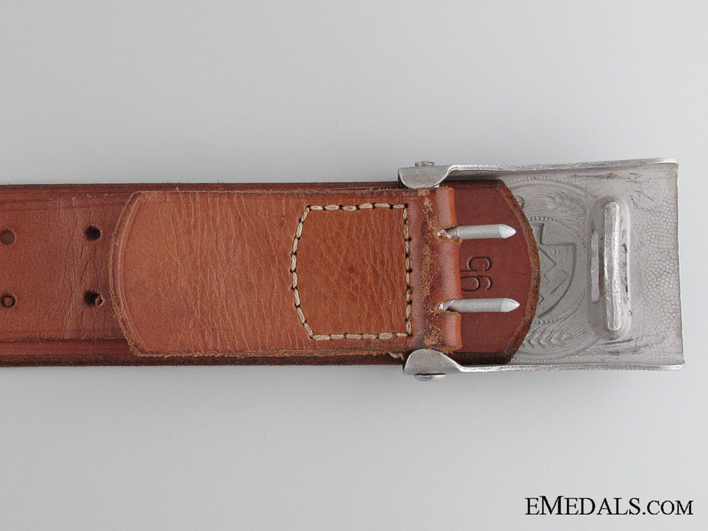 a_rad_belt_and_buckle_by_fll_img_03.jpg5331e8603e500