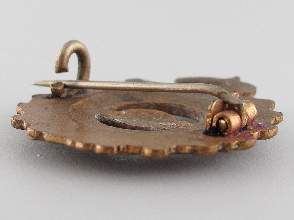 wwi_canadian_engineers_sweetheart_pin_cef_img_03.jpg52fb9b3b7b1dd