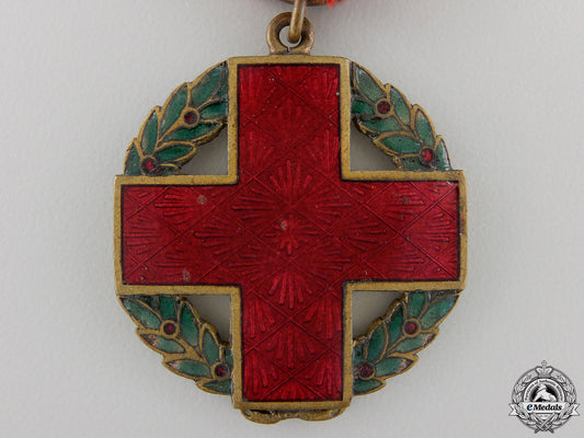 a_chilean_red_cross_decoration_img_03.jpg556cbbb66f9ec
