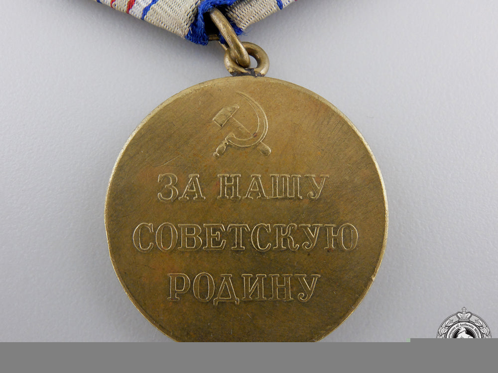 a_soviet_medal_for_the_defence_of_the_caucasus_img_03.jpg559c1dad96af3