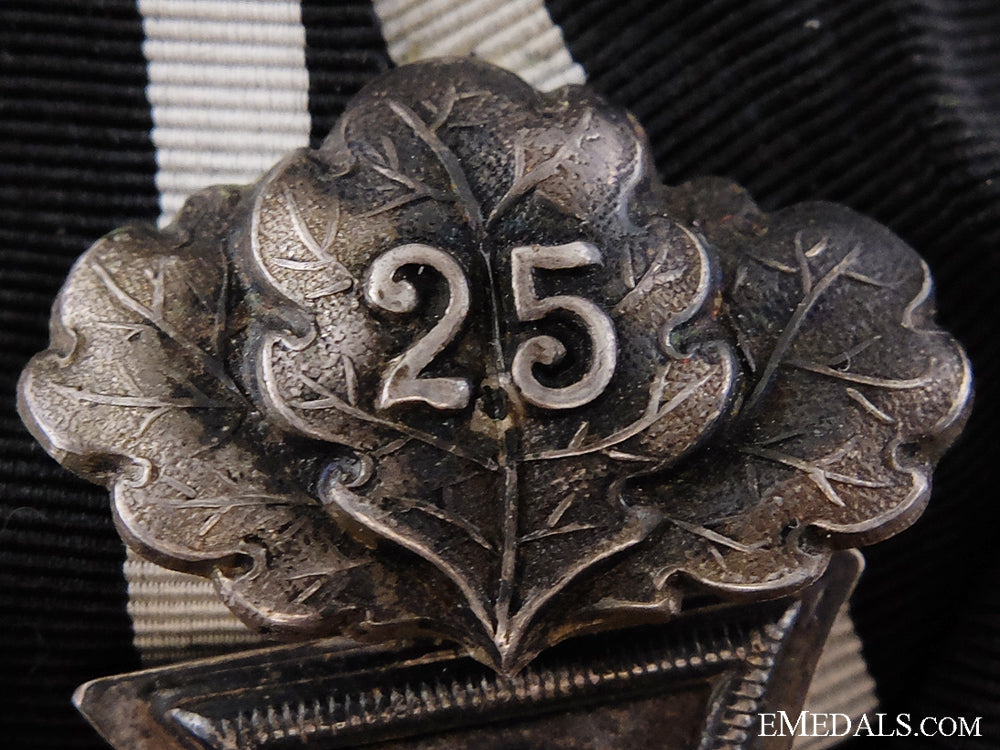 an1870_iron_cross_second_class_with25_years_jubilee_spange_img_03.jpg54428318d3cee