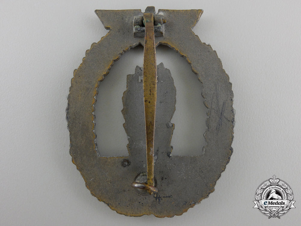 a_kriegsmarine_minesweeper_war_badge_by_rudolf_karneth&_söhne_img_03.jpg55cb66fc84ac7
