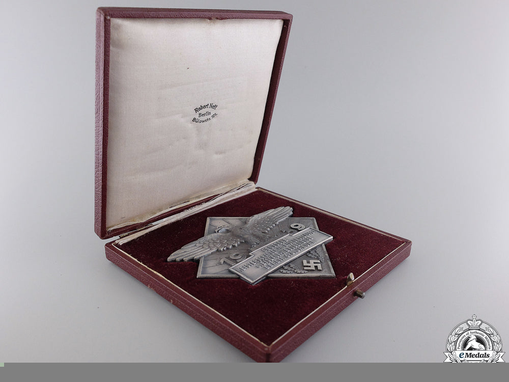 a1939_german_figure_skating_championships_award_with_case_img_03.jpg554a174387d1b
