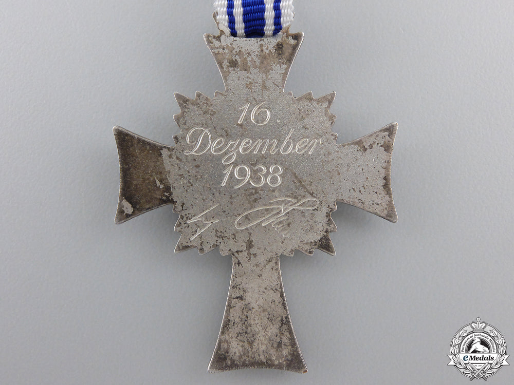 a_silver_grade_german_mother`s_cross_img_03.jpg551af6843da70