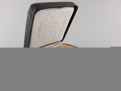 an_iron_cross_first_class1939_with_case_img_03.jpg558568b1b61b0