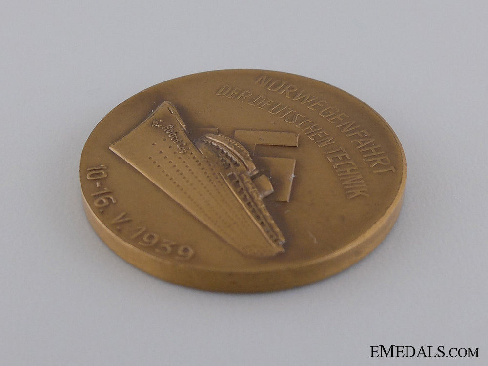 a1939_voyage_of_the_kdf_cruise_ship"_robert_ley"_to_norway_medal_img_03.jpg544961e603e78