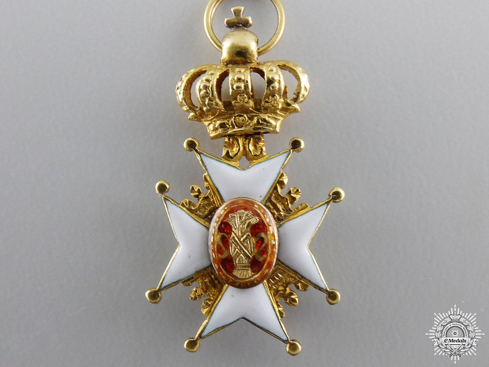 a_miniature_swedish_order_of_vasa_in_gold_img_03.jpg54c2a3731fbc7