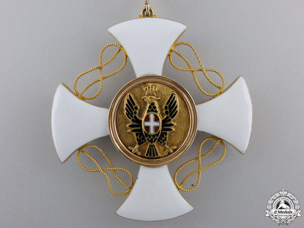 an_italian_order_of_the_crown_in_gold;_commander_img_03.jpg5537a55c44a1e