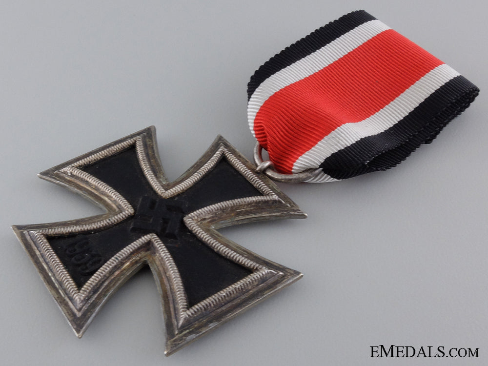 a_wwii_iron_cross_second_class1939_img_03.jpg54550880f3c39