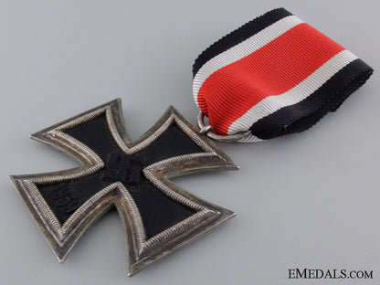 a_wwii_iron_cross_second_class1939_img_03.jpg54550880f3c39