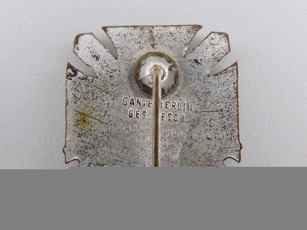 a25_year_veteran's_membership_stickpin_by_gante_img_03.jpg55a3f9596049b