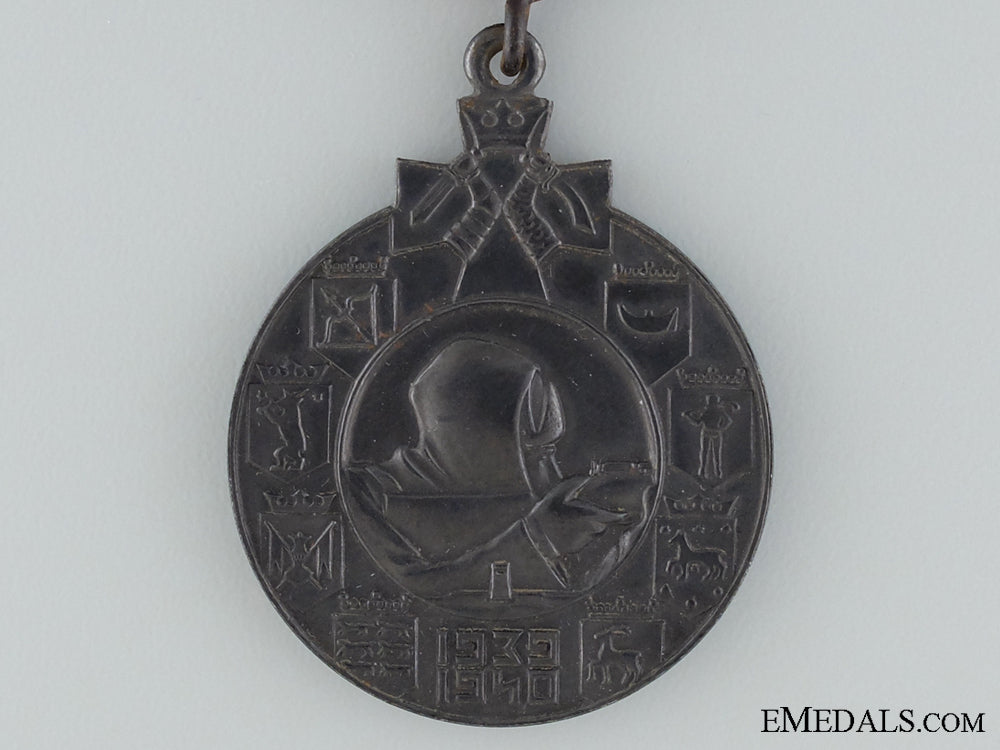 a1939-1940_finnish_winter_war_medal;_type_ii_img_03.jpg536a3021269cd