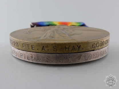 a_first_war_british_medal_pair_to_the_gordons_img_03.jpg54cd2d4f4267d