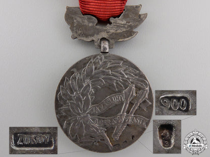 a_czechoslovakian_medal_for_the_defence_of_the_homeland_img_03.jpg556088403b8f2