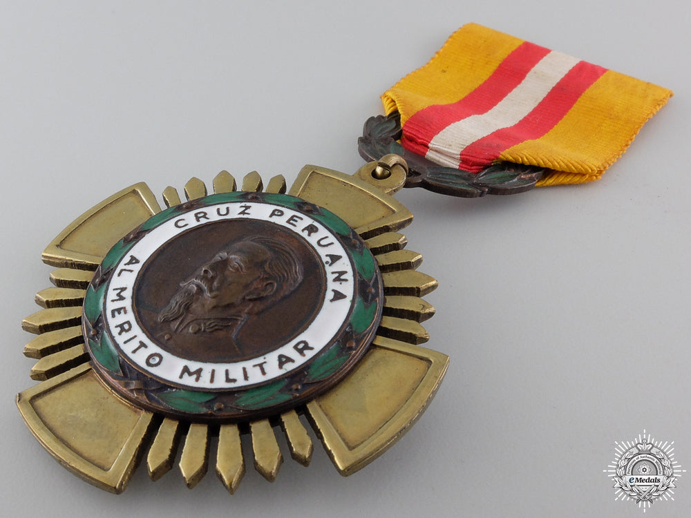 a_peruvian_military_merit_cross_img_03.jpg5499cb4f529d8