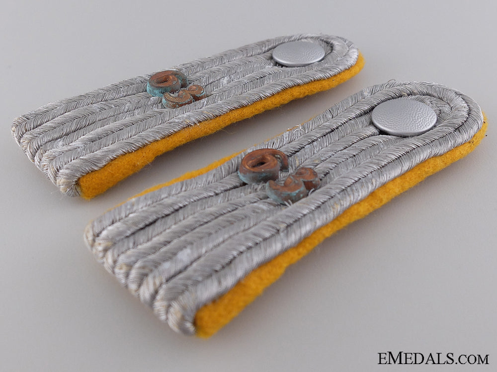 luftwaffe_pilot_shoulder_boards_lieutenant_rank;63_rd_img_03.jpg544e7fd3051da