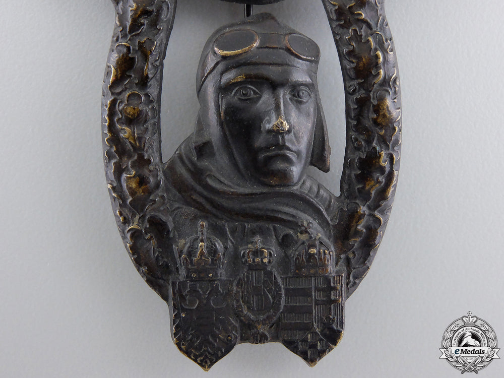 austria,_empire._a_scarce_wiener_neustadt_flying_school_graduate_badge_img_03.jpg55a5426178716_1