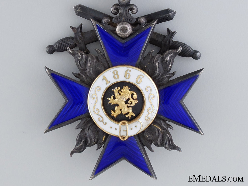 bavarian_order_of_military_merit;_knights_cross_fourth_class_with_swords_img_03.jpg53b44e13e7012