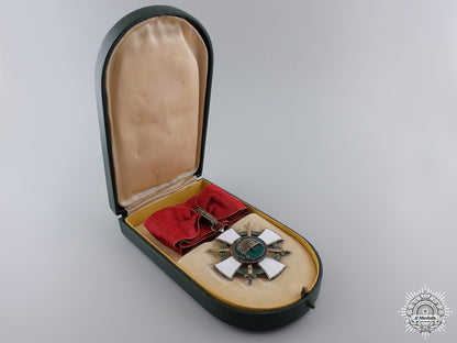 a1942_hungarian_order_of_the_holy_crown,_commander’s_cross_with_swords_img_03.jpg54e39e6b0ec27