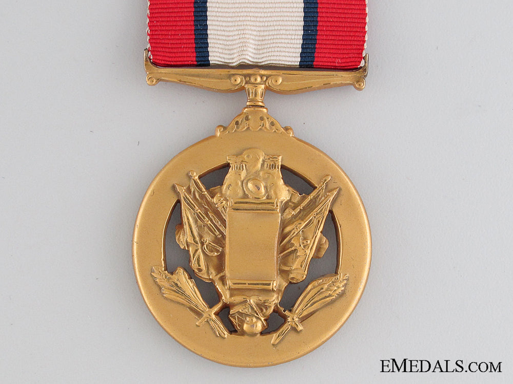 army_distinguished_service_medal_img_03.jpg52fbc62e2dbce