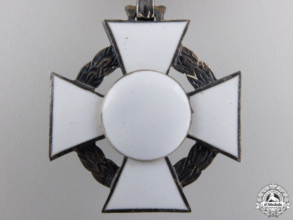 a_military_merit_cross_with_war_decoration_by_v.mayer_img_03.jpg55390f4e87e81