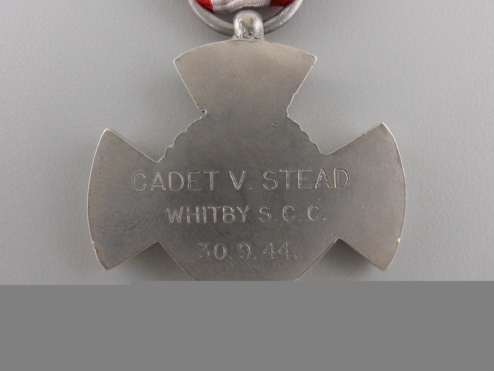 a_rare1944_sea_cadet_gallantry_cross_for_water_rescue_in_whitby_harbour_img_03.jpg553e38da80bcb