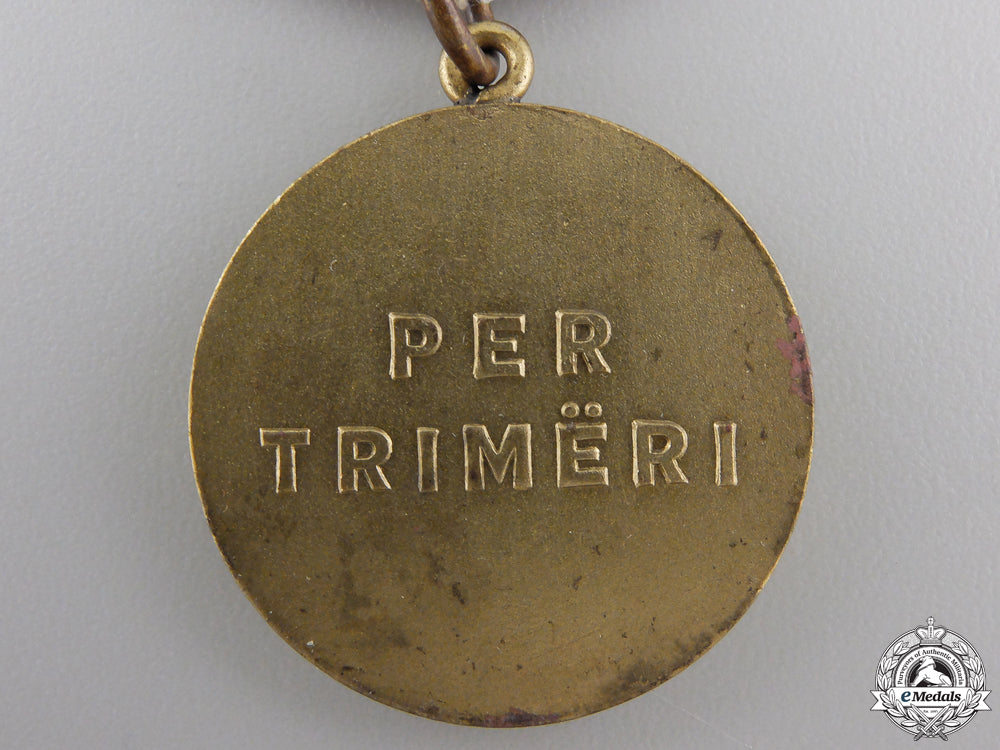 an_albania_medal_for_bravery_by_ikom_of_zagreb_img_03.jpg553506a0a890e