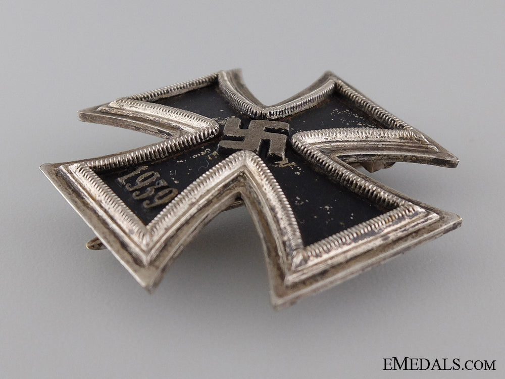 a_second_war_iron_cross_first_class1939_img_03__1_.jpg5426c8afc11ca