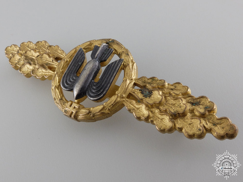 a_gold_grade_clasp_for_bomber_pilots_by_g.h._osang_of_dresden_img_03.jpg54b9622bd1eb7