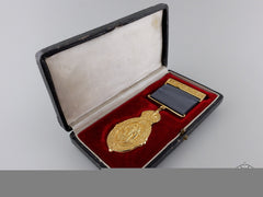 A George Vi Kaisar-I-Hind Medal With Case
