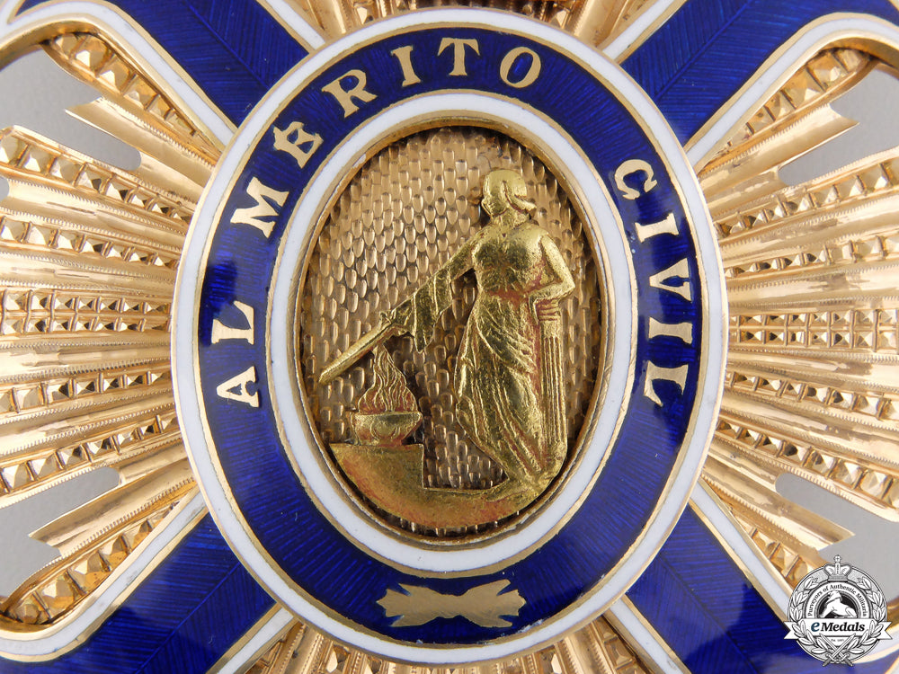 a_most_superb_spanish_order_of_civil_merit_in_gold&_diamonds_img_03.jpg5537c23ae9893