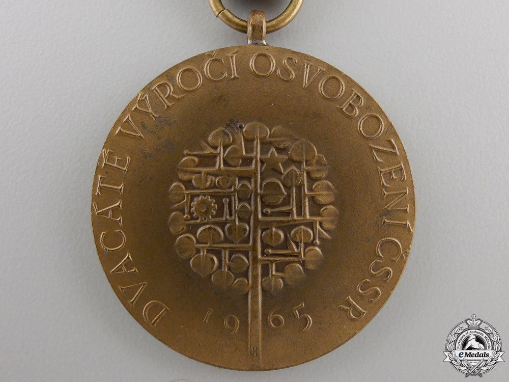 a_czech_twenty_years_of_liberation_over_germany_medal1945-1965_img_03.jpg554e07143ae54