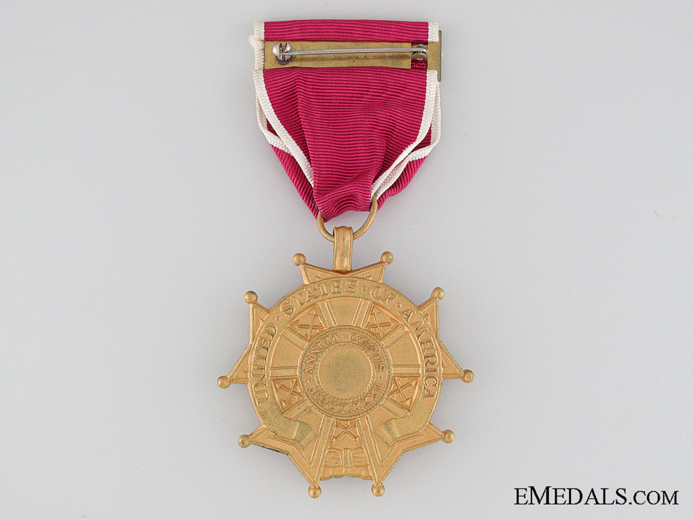 american_legion_of_merit,_legionnaire_grade_img_03.jpg52ed17d0935dd