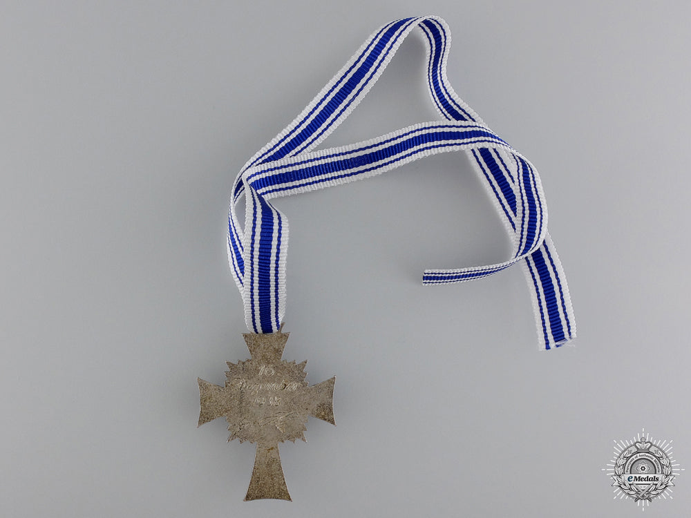 a_german_mother's_cross;_silver_grade_with_packet_of_issue_img_03.jpg54aaa7ab9927e