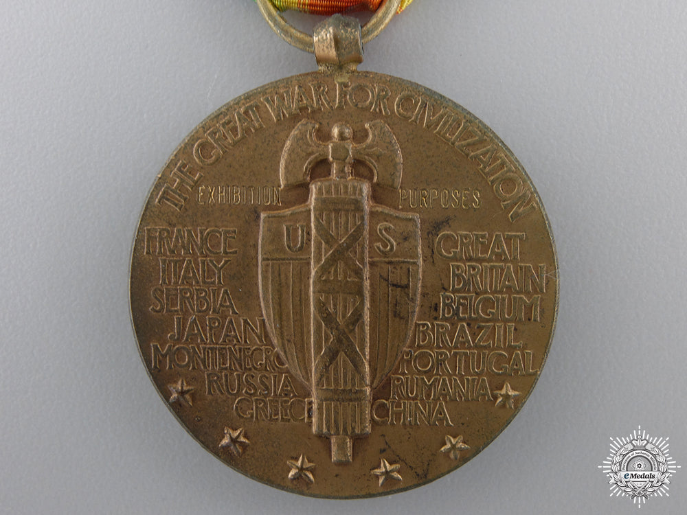 a_first_war_american_victory_medal;_england_img_03.jpg55030a2f97b4e