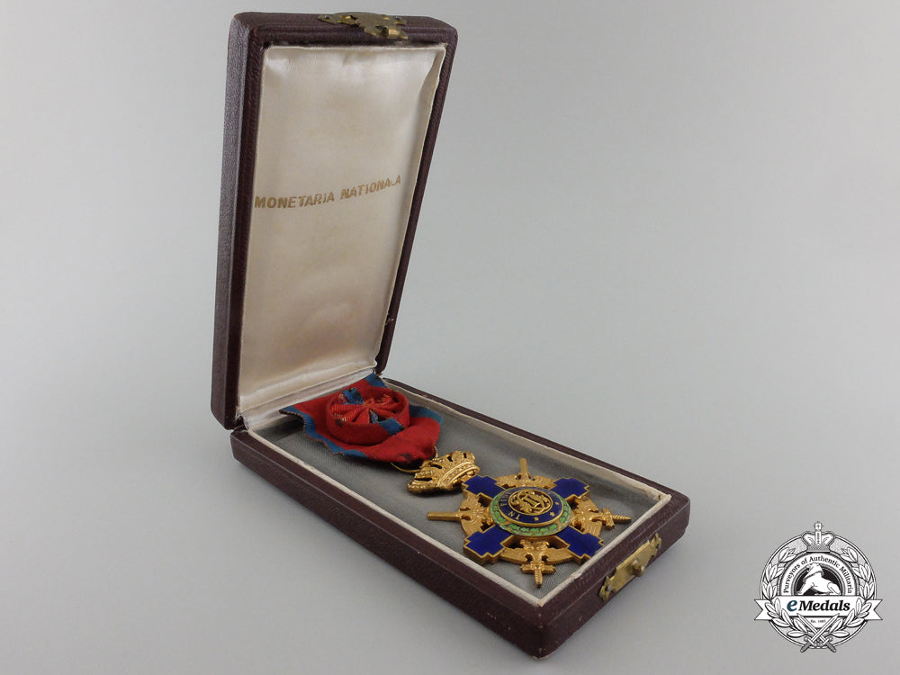 an_order_of_the_romanian_star;_military_division_with_case_img_03.jpg55d1e580135b8