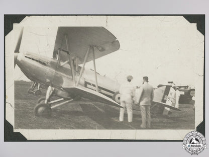 six1934_mounted_toronto_flying_club_photographs_img_03.jpg558ac08b159f2