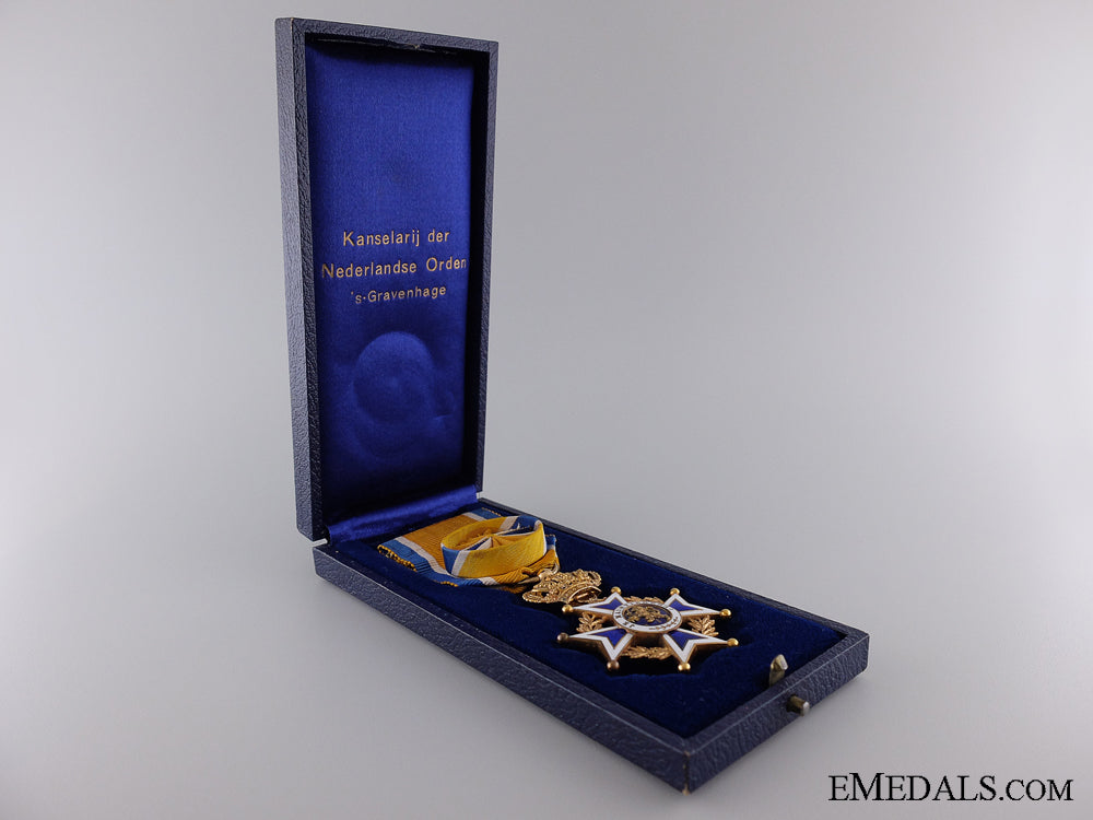 a_dutch_order_of_orange-_nassau_in_gold;_officers_cross_img_03.jpg53e4e64862098