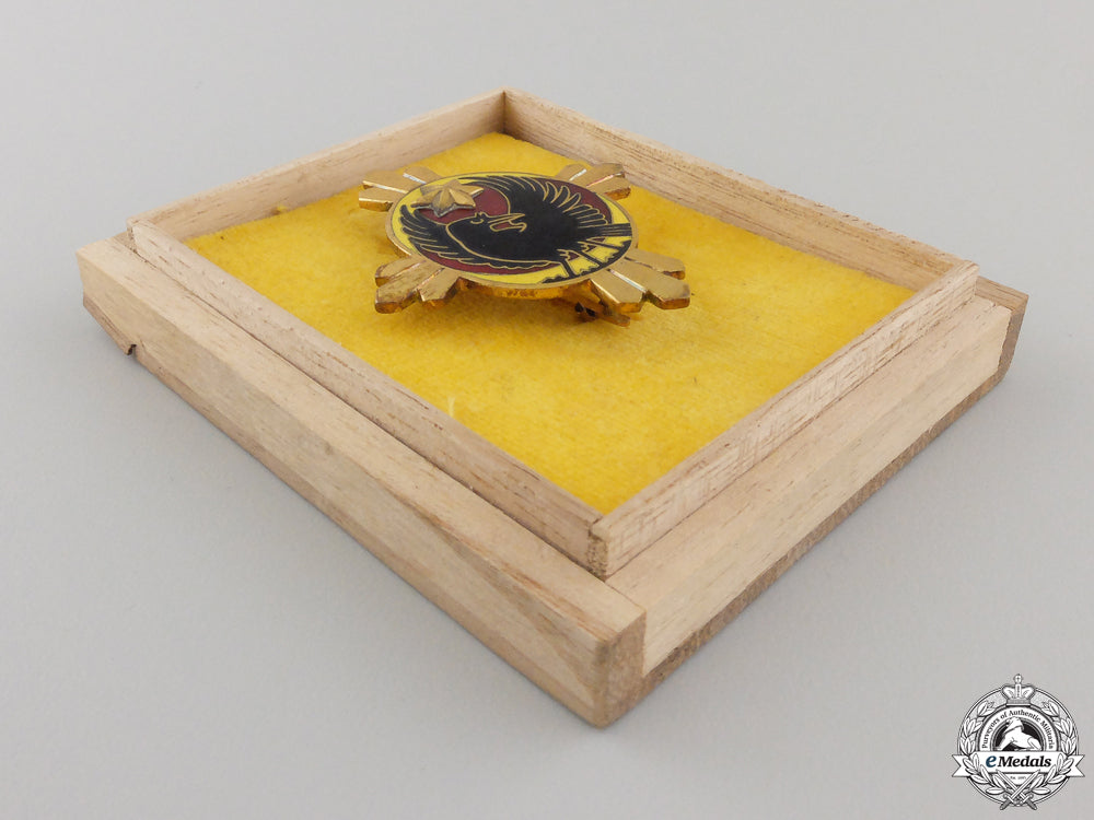 an_imperial_japanese_soldier's_relief_league_special_member's_badge_img_03.jpg55805f246b413